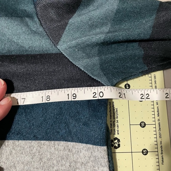 Women’s Striped Dress - Picture 4 of 10